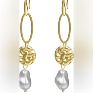 NWT Pearl and Gold Drop Earrings- large 3 inches